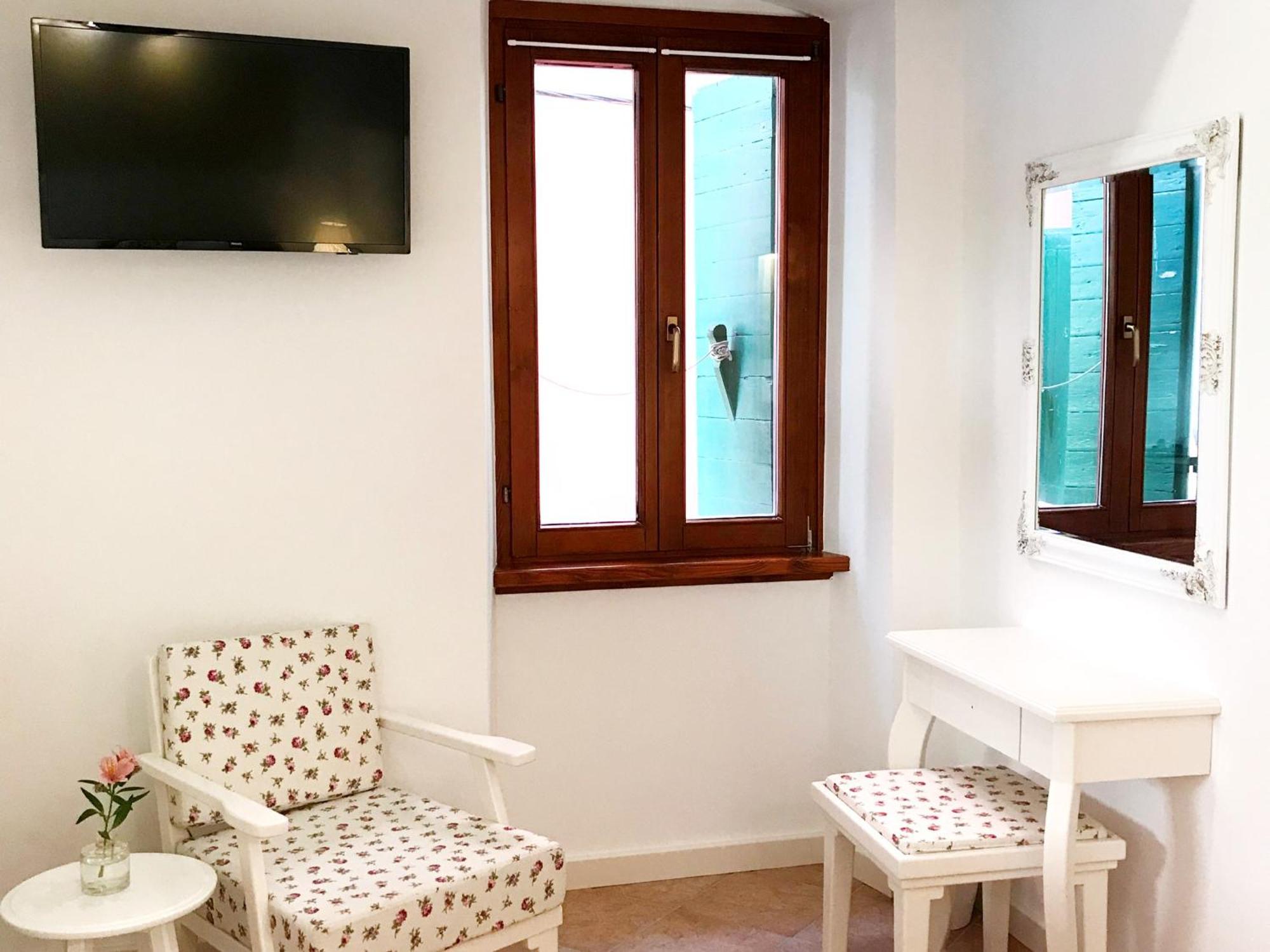 Guesthouse Casa Vittoria Ровин Екстериор снимка
